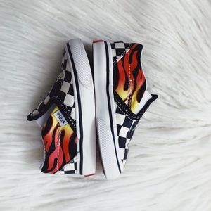 Vans x Disney Mickey Mouse 90th Annivers